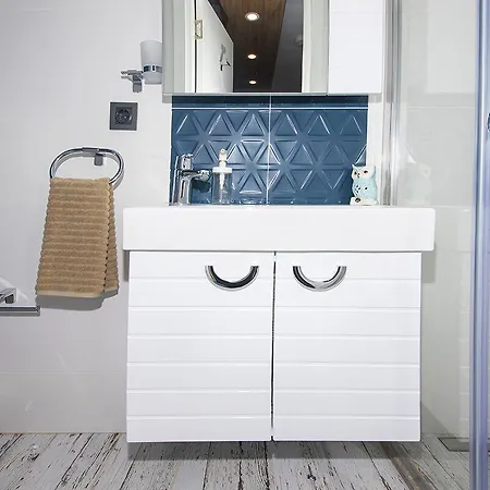 Marina 호텔 3*