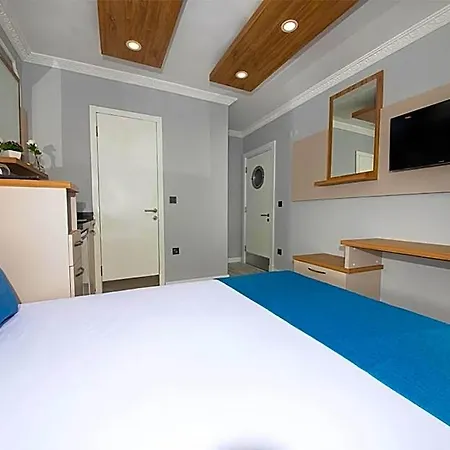 Marina 3*