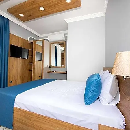 Marina Hotel